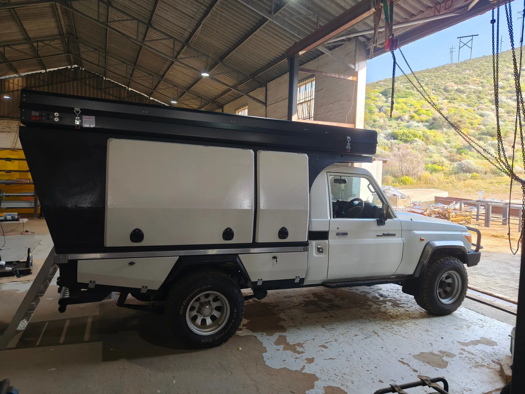 Land Cruiser 79 · single cab