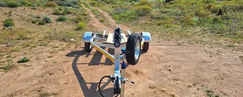 Boat trailers: Winch post, jockey wheel and spare