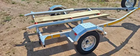 Boat trailers: Falcon 520 trailer rear quarter