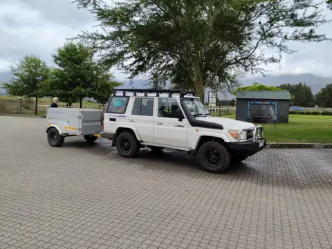 Alu-X Utility: Land cruiser