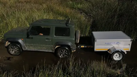 Alu-X Utility: River Jimny